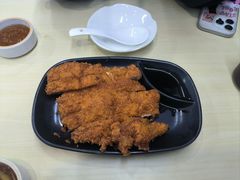 -莱莱小笼·乔艾