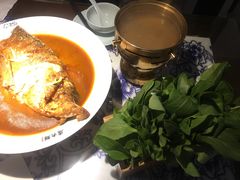 -卢大鲜鱼头捞饭(美利广场店)