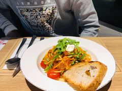 星厨乳酪肉酱意粉配烤面包片-乔泰勒JOETYLER西餐厅(曲江店)