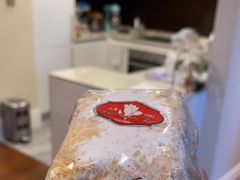 -白玉兰食品甜凤店(合生汇店)