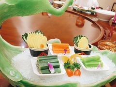 -白鹿苑蒙餐(鄂温克宾馆店)