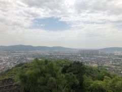 -灵岩山风景区
