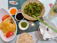 海南鸡-滕记星发餐室·新加坡菜(巨鹿路店)