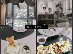 -露露家咖啡店