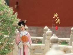 点击看大图 -美云庭古装·格格服汉服·京城旅拍(北京店)