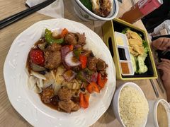 -香港大学