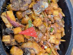 -老钟家烤羊排·敦伊阁清真餐厅胡羊焖饼