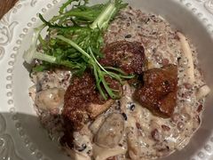 -玛格萝妮(汇智国际商业中心店)