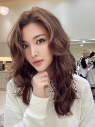 -十六番发型师事务所