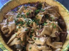 -壹阁胡羊焖饼(特色小吃街店)