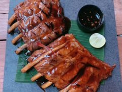 BBQ猪肋排-Naughty Nuri’s Phuket