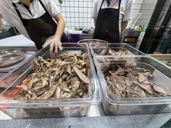 -吾穆勒蓬灰牛肉面·清真(北滨河中路店)