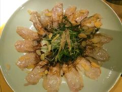 薄切鲜鱼片-穹六人间 people 6(岳阳路店)