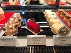 -Salon de The de Joel Robuchon(外滩18号店)