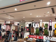 -优衣库(上海虹口龙之梦店)