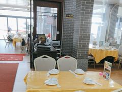 -鹏城人家海鲜酒家·23年老字号(较场尾店)
