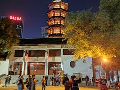 -绳金塔