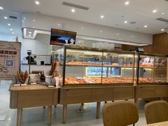 面包甜点陈列柜-石头先生的烤炉(济南领秀城贵和店)