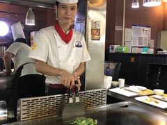-利昂法式铁板主题餐厅(新奥购物中心店)
