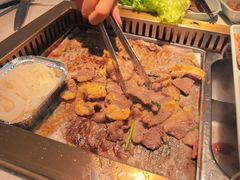 -佰烧海鲜烤肉火锅自助(世茂国际广场店)