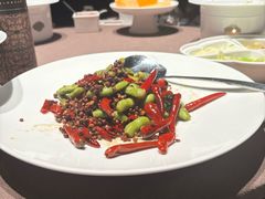 -左庭右院鲜牛肉火锅黑金店(陆家嘴中心店)