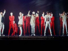 -PLAY HKPOP全息偶像演唱体验馆(威灵顿广场店)