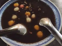-六合夜市