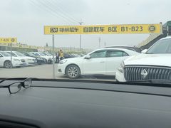 -神州租车(白云机场T1服务点)