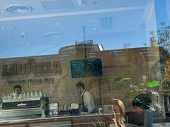 -LAVAZZA拉瓦萨咖啡(上海金融街店)