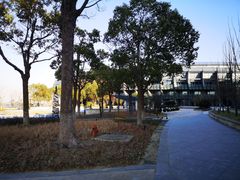 -上海滴水湖皇冠假日酒店