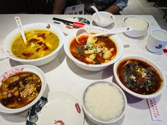 小丸子冰粉-渝是乎酸菜鱼(龙旗购物中心店)