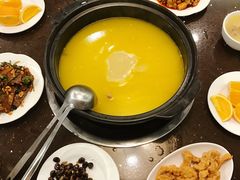 -蜀中吴养生板栗鸡(会展店)