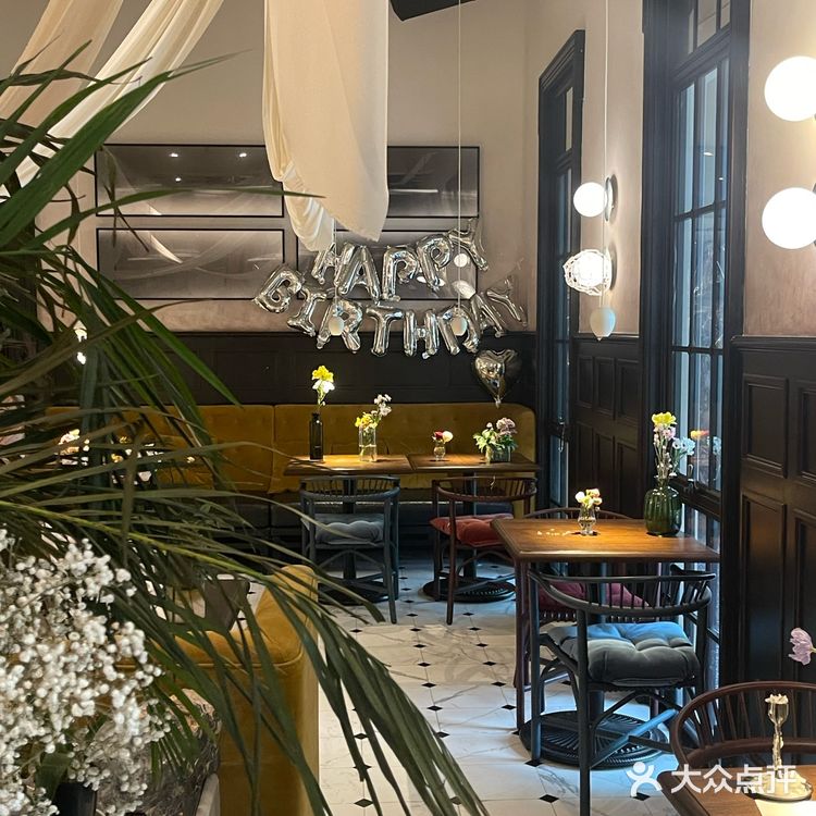 武汉的法餐厅已经美到next level啦‼️