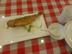 -鲁班小馆(政四街店)