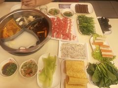 -彤德莱火锅(大学城店)