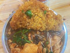 -柳州肥姨妈大骨螺蛳粉(东靖路店)