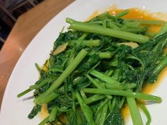 -麦麦山云南菜(复地活力城店)