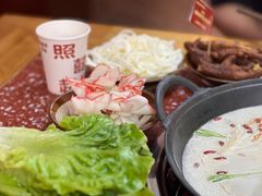 -赵美丽·重庆社区火锅·直营店(火车东站·中豪国际店)