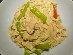 -李记饺子·熏酱东北菜(欢乐谷店)