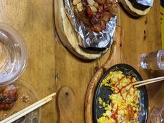 -老东镇啤酒屋海鲜加工·蒸汽海鲜·海鲜烧烤(台东店)