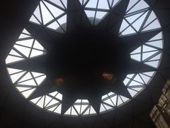 -上海滴水湖皇冠假日酒店