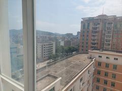 -汕尾巴黎半岛酒店