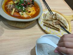 -甲乙饼·北京手工肉饼(西直门凯德茂店)