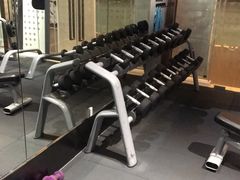 -健狗狗24小时智能自助健身房(龙湖重庆时代天街D馆店)