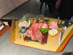 -铭牛烧肉·和牛海鲜自助(高新月牙湖店)