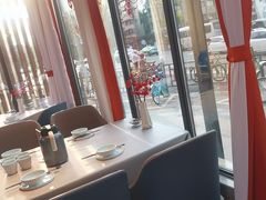 -有红鸡毛店·川菜(建设路店)