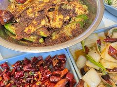 -辣盆盆麻辣小龙虾(哈尔滨总店)