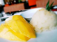 -Pier 21 (Terminal 21 Asok)