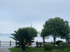 -鹰龙海畔度假酒店(咸祥店)