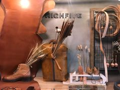 -HIGH FIVE哈福手工汉堡(桂林路店)